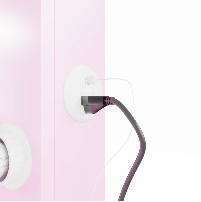 The Elle Vanity: Pink Charm for Your Beauty Sanctuary