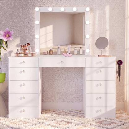 Irwing Makeup Vanity: Maximum Storage, Balanced Design & Everyday Clarity