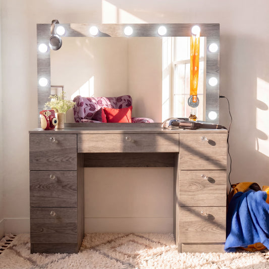 The Juliet Vanity