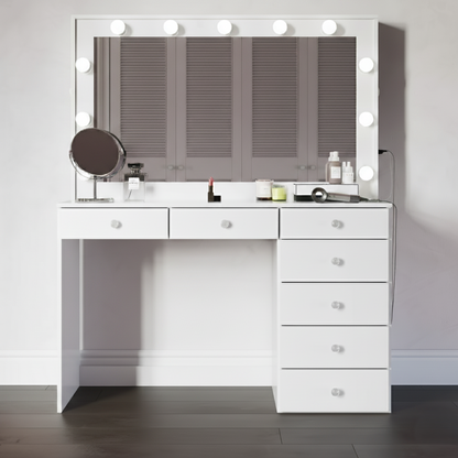 The Manhattan Vanity🌟