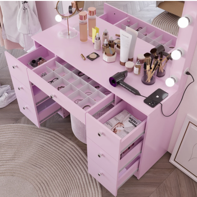 The Elle Vanity: Pink Charm for Your Beauty Sanctuary