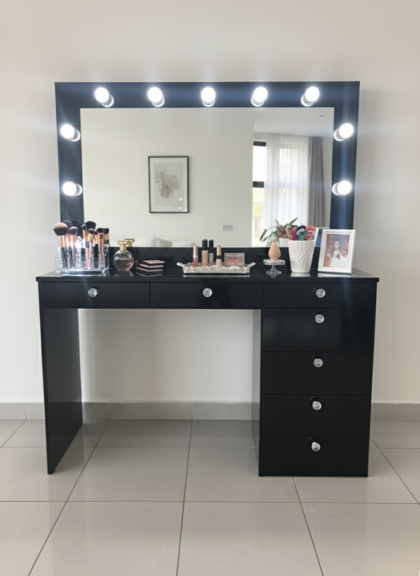 Véra Luxe Vanity