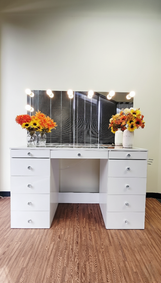 Frida Glam Makeup Vanity