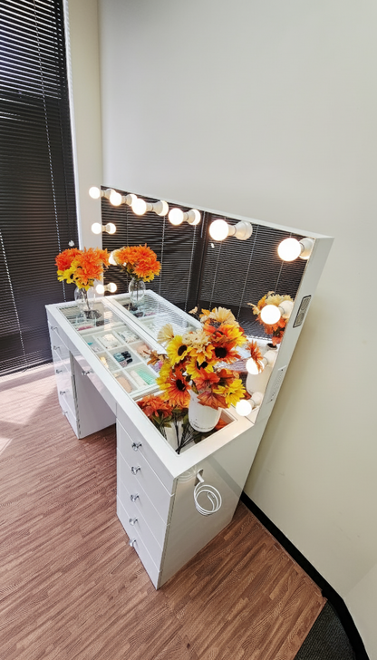 Frida Glam Makeup Vanity