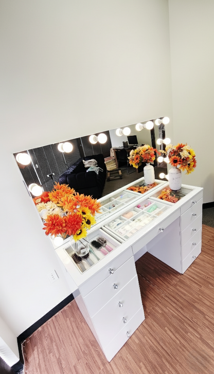 Frida Glam Makeup Vanity