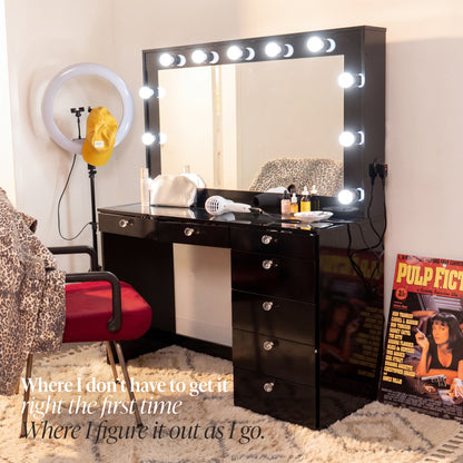 The Caroline Vanity